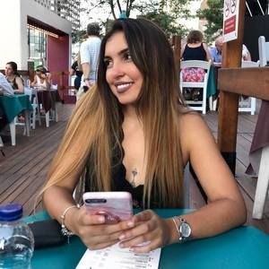 Meet your Posher, Melissa